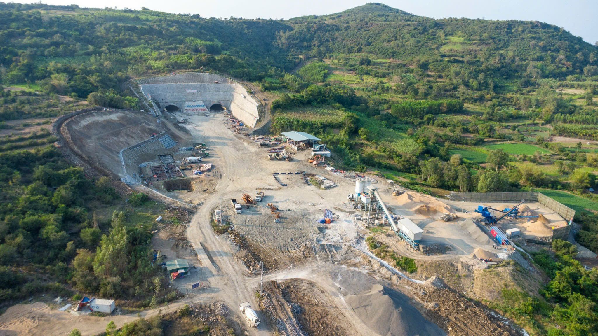 aerial view of vehicles in parking area