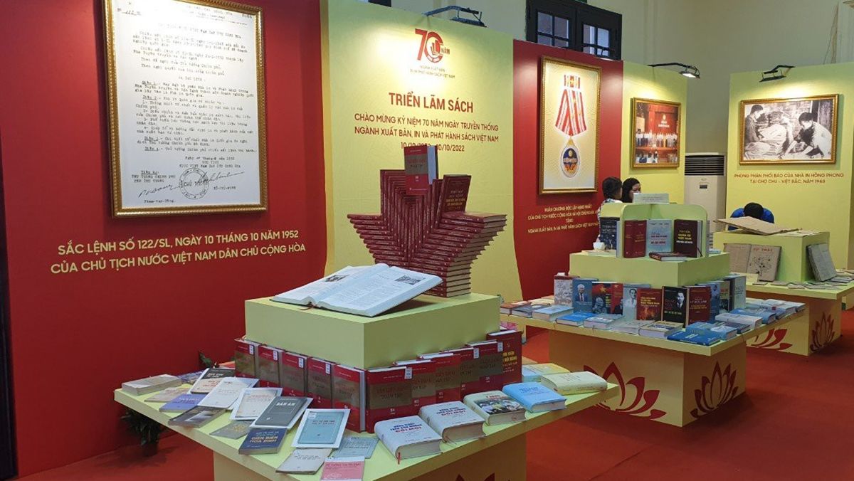 Triển lãm kỷ niệm 70 năm ngày truyền thống ngành Xuất bản, In và Phát hành sách Việt Nam